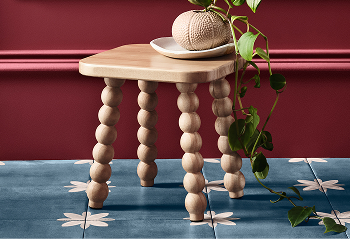 COTY - Pickled Oak on footstool